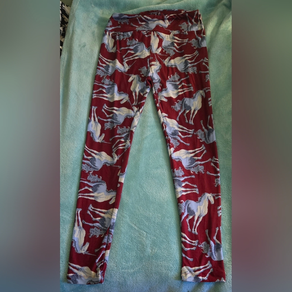 NWOT LULAROE UNICORN LEGGINGS ONE SIZE